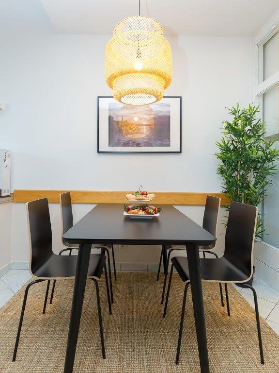New City Center Design Apartment ポレッチ エクステリア 写真
