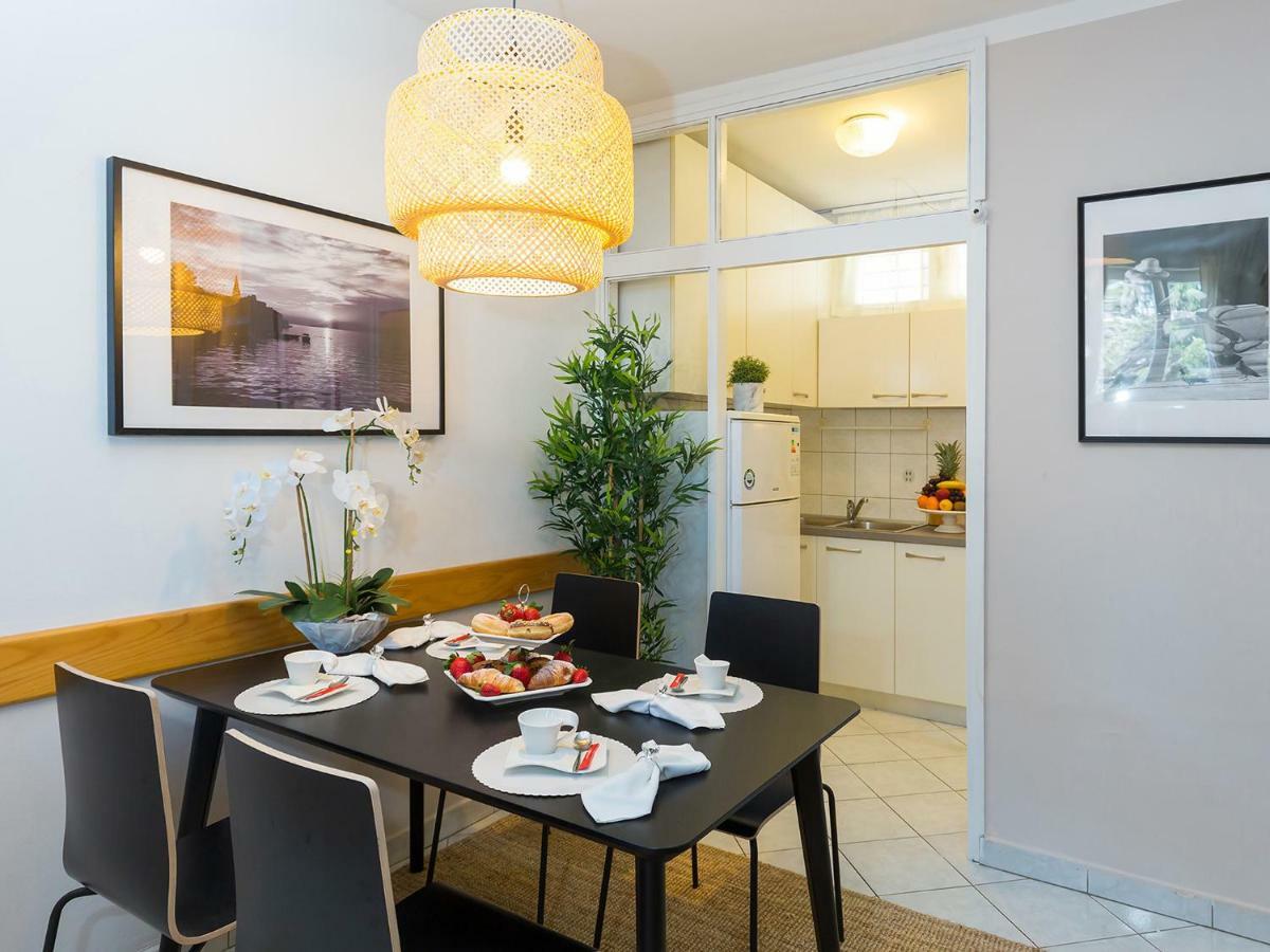 New City Center Design Apartment ポレッチ エクステリア 写真