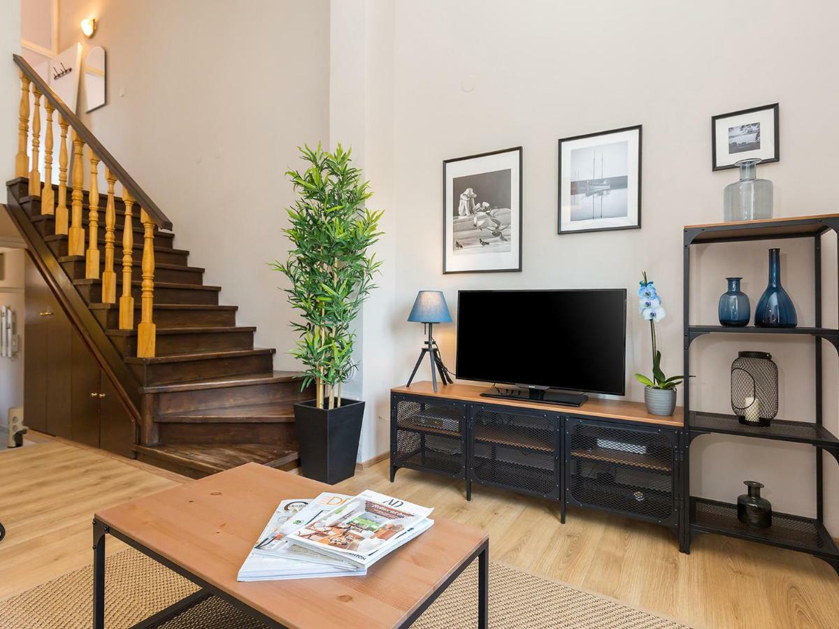 New City Center Design Apartment ポレッチ エクステリア 写真